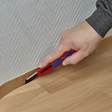 9010165bk 00 pow a 04